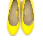 Women Round Toe Kitten Heel Shoes Yellow Patent
